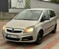 Серый Опель Зафира, объемом двигателя 1.9 л и пробегом 250 тыс. км за 2250 $, фото 1 на Automoto.ua