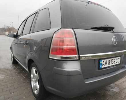 Серый Опель Зафира, объемом двигателя 1.9 л и пробегом 360 тыс. км за 5100 $, фото 10 на Automoto.ua
