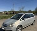 Серый Опель Зафира, объемом двигателя 1.9 л и пробегом 350 тыс. км за 5000 $, фото 1 на Automoto.ua