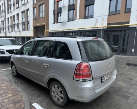 Серый Опель Зафира, объемом двигателя 1.8 л и пробегом 250 тыс. км за 4900 $, фото 2 на Automoto.ua