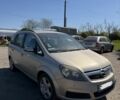 Серый Опель Зафира, объемом двигателя 1.9 л и пробегом 350 тыс. км за 5000 $, фото 2 на Automoto.ua