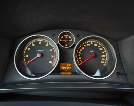 Серый Опель Зафира, объемом двигателя 1.6 л и пробегом 194 тыс. км за 6999 $, фото 11 на Automoto.ua