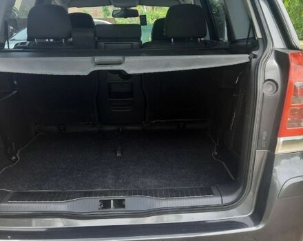 Серый Опель Зафира, объемом двигателя 1.7 л и пробегом 190 тыс. км за 5700 $, фото 11 на Automoto.ua