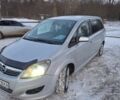 Серый Опель Зафира, объемом двигателя 1.9 л и пробегом 300 тыс. км за 5800 $, фото 1 на Automoto.ua