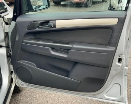 Серый Опель Зафира, объемом двигателя 1.8 л и пробегом 300 тыс. км за 7490 $, фото 17 на Automoto.ua