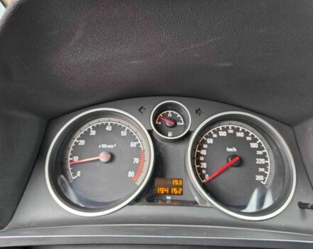 Серый Опель Зафира, объемом двигателя 1.6 л и пробегом 194 тыс. км за 6850 $, фото 11 на Automoto.ua