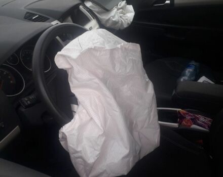 Серый Опель Зафира, объемом двигателя 0 л и пробегом 210 тыс. км за 3200 $, фото 3 на Automoto.ua