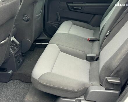 Серый Опель Зафира, объемом двигателя 1.8 л и пробегом 300 тыс. км за 7490 $, фото 15 на Automoto.ua