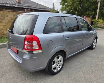 Серый Опель Зафира, объемом двигателя 1.6 л и пробегом 194 тыс. км за 6850 $, фото 9 на Automoto.ua