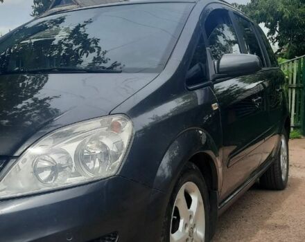 Серый Опель Зафира, объемом двигателя 1.7 л и пробегом 190 тыс. км за 5700 $, фото 4 на Automoto.ua