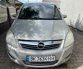 Сірий Опель Зафіра, об'ємом двигуна 1.6 л та пробігом 205 тис. км за 5700 $, фото 1 на Automoto.ua