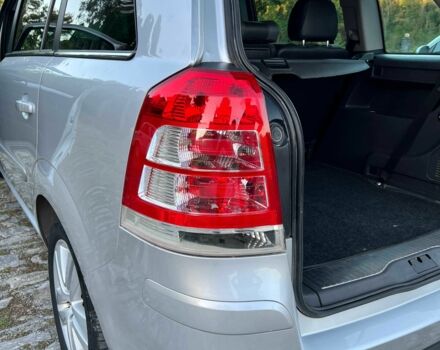 Серый Опель Зафира, объемом двигателя 1.7 л и пробегом 295 тыс. км за 6100 $, фото 8 на Automoto.ua