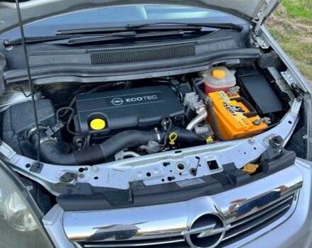 Серый Опель Зафира, объемом двигателя 1.7 л и пробегом 295 тыс. км за 6100 $, фото 12 на Automoto.ua