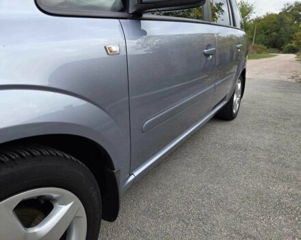 Серый Опель Зафира, объемом двигателя 1.6 л и пробегом 194 тыс. км за 6850 $, фото 3 на Automoto.ua