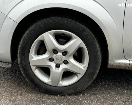 Серый Опель Зафира, объемом двигателя 1.8 л и пробегом 300 тыс. км за 7490 $, фото 9 на Automoto.ua