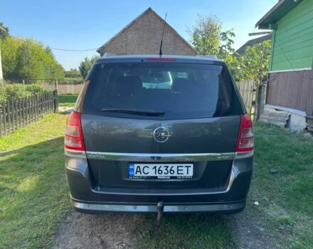 Серый Опель Зафира, объемом двигателя 1.7 л и пробегом 300 тыс. км за 6300 $, фото 2 на Automoto.ua