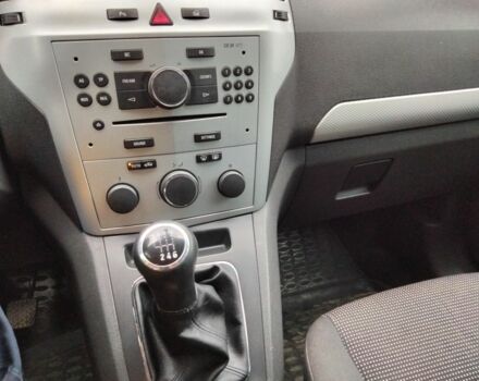 Сірий Опель Зафіра, об'ємом двигуна 1.7 л та пробігом 290 тис. км за 5800 $, фото 5 на Automoto.ua