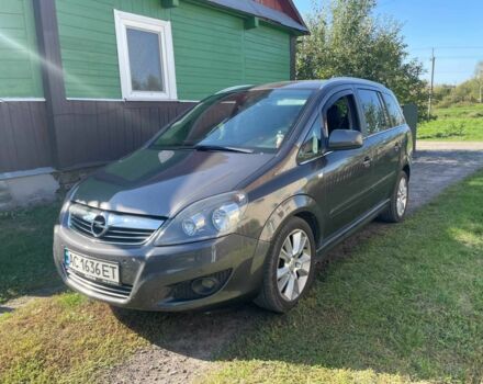 Серый Опель Зафира, объемом двигателя 1.7 л и пробегом 300 тыс. км за 6300 $, фото 15 на Automoto.ua