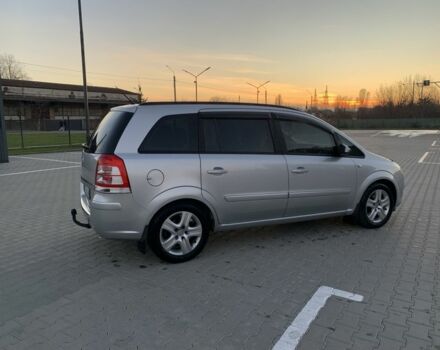 Серый Опель Зафира, объемом двигателя 1.8 л и пробегом 215 тыс. км за 6200 $, фото 1 на Automoto.ua