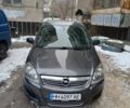 Серый Опель Зафира, объемом двигателя 1.9 л и пробегом 240 тыс. км за 7502 $, фото 1 на Automoto.ua
