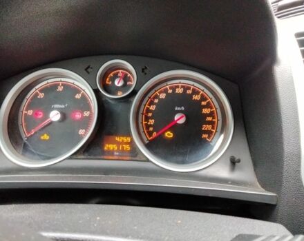 Сірий Опель Зафіра, об'ємом двигуна 1.7 л та пробігом 290 тис. км за 5800 $, фото 7 на Automoto.ua