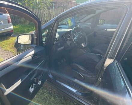 Серый Опель Зафира, объемом двигателя 1.7 л и пробегом 300 тыс. км за 6300 $, фото 4 на Automoto.ua