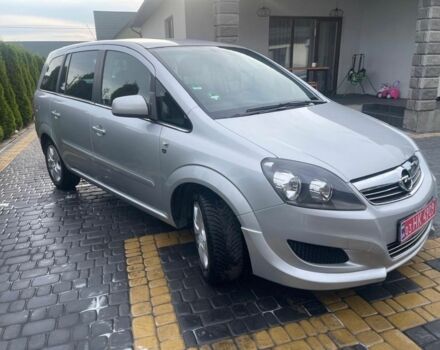 Сірий Опель Зафіра, об'ємом двигуна 1.6 л та пробігом 190 тис. км за 6800 $, фото 4 на Automoto.ua