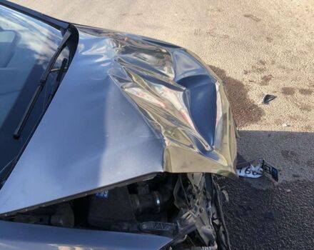 Серый Опель Зафира, объемом двигателя 1.9 л и пробегом 220 тыс. км за 4500 $, фото 5 на Automoto.ua