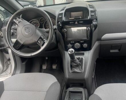 Сірий Опель Зафіра, об'ємом двигуна 1.6 л та пробігом 190 тис. км за 6800 $, фото 15 на Automoto.ua