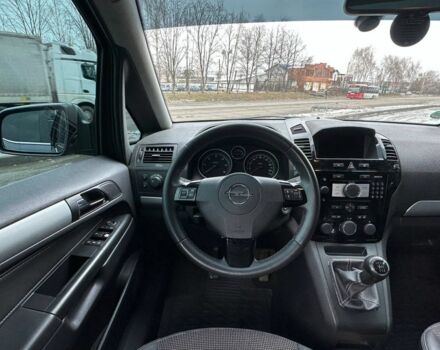 Серый Опель Зафира, объемом двигателя 1.7 л и пробегом 312 тыс. км за 7500 $, фото 17 на Automoto.ua