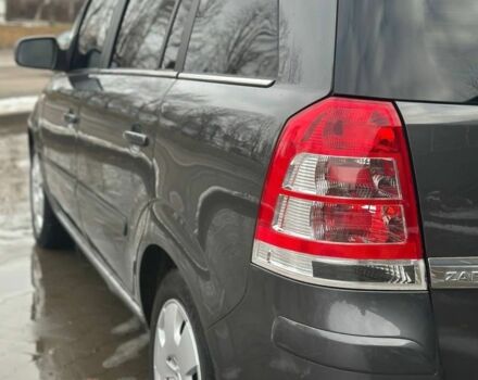 Серый Опель Зафира, объемом двигателя 1.7 л и пробегом 312 тыс. км за 7500 $, фото 12 на Automoto.ua