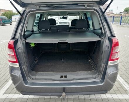 Серый Опель Зафира, объемом двигателя 1.7 л и пробегом 252 тыс. км за 7500 $, фото 8 на Automoto.ua