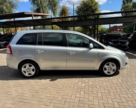 Серый Опель Зафира, объемом двигателя 1.6 л и пробегом 204 тыс. км за 7400 $, фото 9 на Automoto.ua