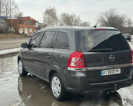 Серый Опель Зафира, объемом двигателя 1.7 л и пробегом 312 тыс. км за 7500 $, фото 6 на Automoto.ua