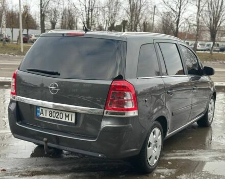 Серый Опель Зафира, объемом двигателя 1.7 л и пробегом 312 тыс. км за 7500 $, фото 3 на Automoto.ua