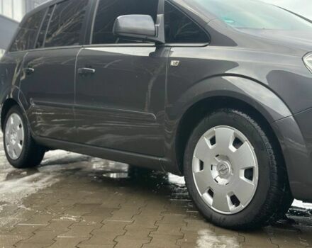 Серый Опель Зафира, объемом двигателя 1.7 л и пробегом 312 тыс. км за 7500 $, фото 10 на Automoto.ua