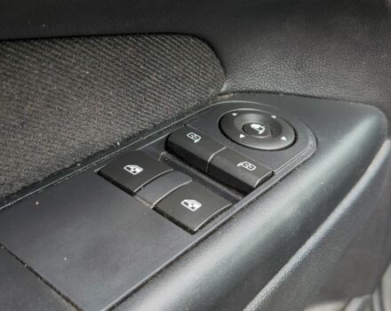 Сірий Опель Зафіра, об'ємом двигуна 1.7 л та пробігом 243 тис. км за 5400 $, фото 17 на Automoto.ua