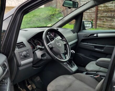 Сірий Опель Зафіра, об'ємом двигуна 1.7 л та пробігом 243 тис. км за 5400 $, фото 14 на Automoto.ua