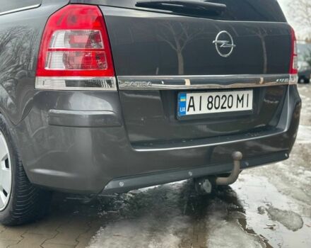 Серый Опель Зафира, объемом двигателя 1.7 л и пробегом 312 тыс. км за 7500 $, фото 5 на Automoto.ua