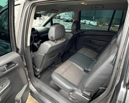 Серый Опель Зафира, объемом двигателя 1.7 л и пробегом 312 тыс. км за 7500 $, фото 13 на Automoto.ua