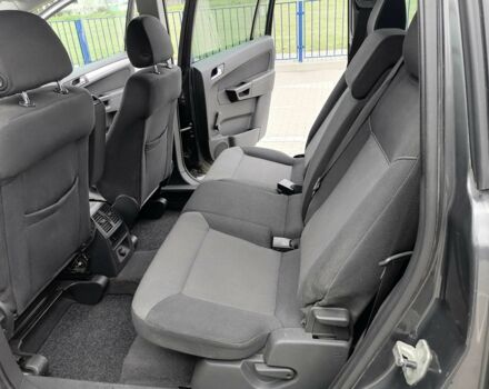 Серый Опель Зафира, объемом двигателя 1.7 л и пробегом 252 тыс. км за 7500 $, фото 16 на Automoto.ua