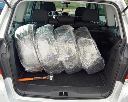 Серый Опель Зафира, объемом двигателя 1.8 л и пробегом 170 тыс. км за 7300 $, фото 6 на Automoto.ua