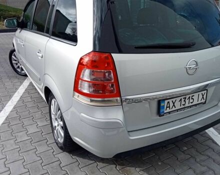 Серый Опель Зафира, объемом двигателя 1.8 л и пробегом 170 тыс. км за 7300 $, фото 1 на Automoto.ua