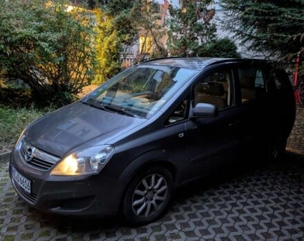 Серый Опель Зафира, объемом двигателя 7 л и пробегом 270 тыс. км за 7000 $, фото 6 на Automoto.ua