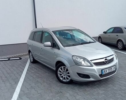 Серый Опель Зафира, объемом двигателя 1.8 л и пробегом 170 тыс. км за 7300 $, фото 2 на Automoto.ua