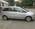 Серый Опель Зафира, объемом двигателя 1.6 л и пробегом 195 тыс. км за 7400 $, фото 3 на Automoto.ua