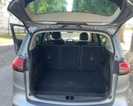 Сірий Опель Зафіра, об'ємом двигуна 1.6 л та пробігом 190 тис. км за 3500 $, фото 9 на Automoto.ua