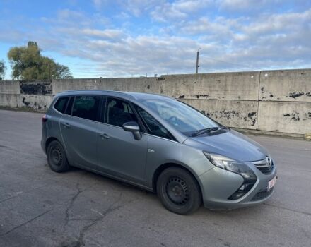 Серый Опель Зафира, объемом двигателя 1.6 л и пробегом 190 тыс. км за 3800 $, фото 1 на Automoto.ua