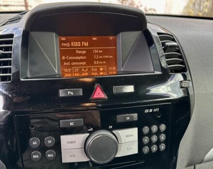 Сірий Опель Зафіра, об'ємом двигуна 1.7 л та пробігом 252 тис. км за 7950 $, фото 4 на Automoto.ua