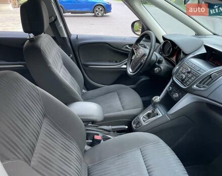 Серый Опель Зафира, объемом двигателя 2 л и пробегом 275 тыс. км за 8500 $, фото 6 на Automoto.ua